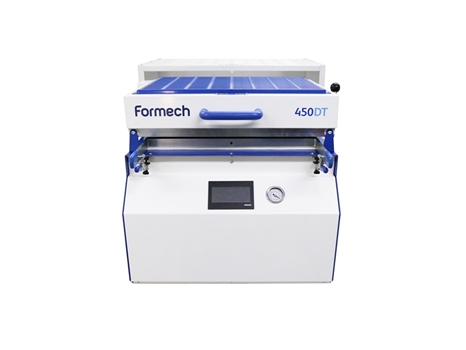 450DT Vacuum Forming Machine front view